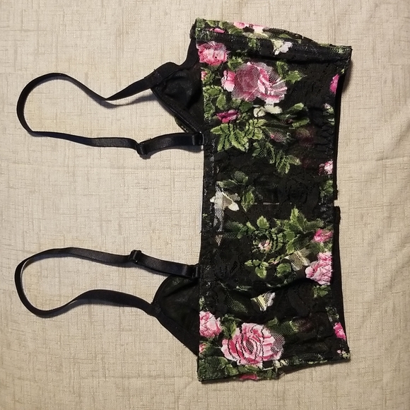 Bralette - Picture 2 of 9